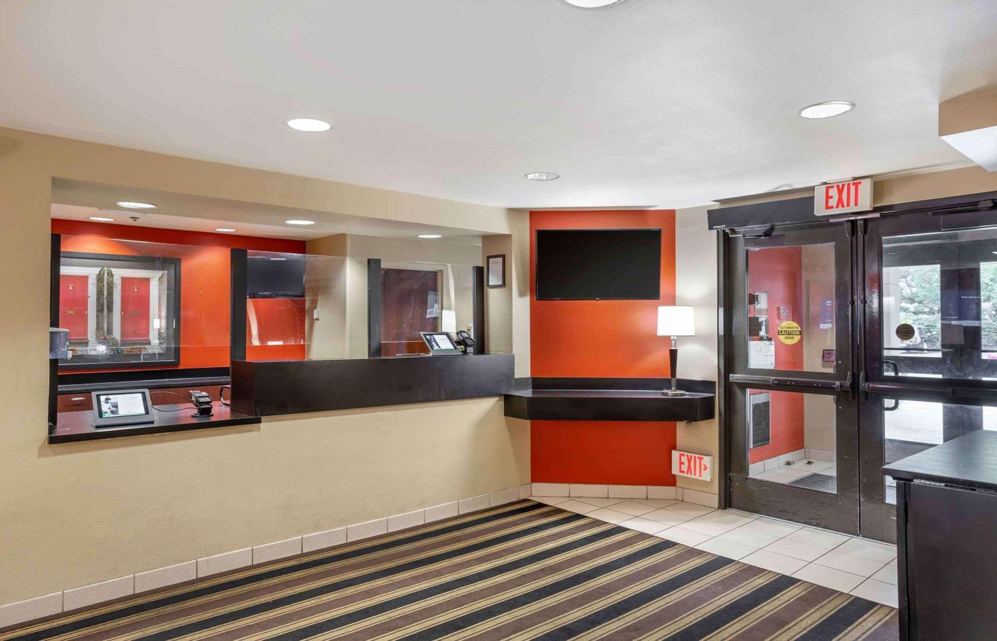 Extended Stay America Suites - Long Island - Melville Esterno foto